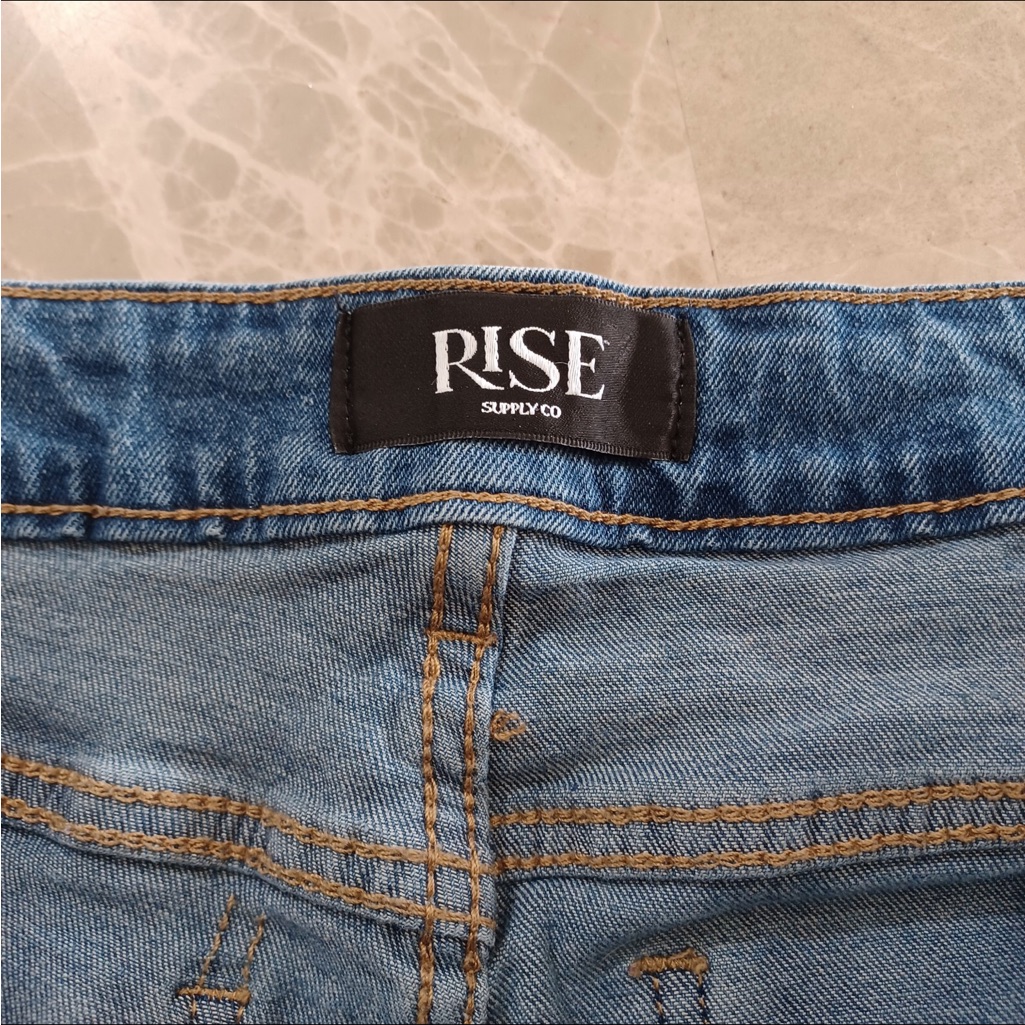 Rise Supply Co Light Wash Cotton Mid Rise Flared Denim Blue Jeans Pants Size 7 — image 6 of 7